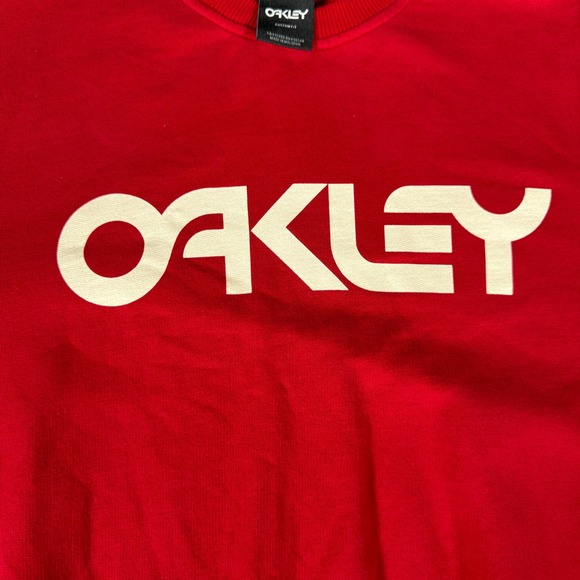 Oakley Mens Red Logo Crewneck Sweatshirt Custom Fit Long Sleeve Size L - Picture 2 of 10